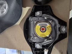 TOYOTA YARIS AIRBAG FOR STEERING WHEEL OEM USED E5CA8209923| Melbourne and Sydney