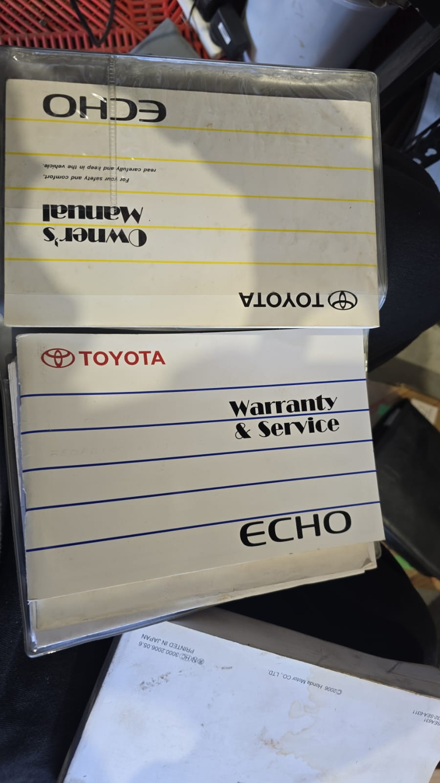 Toyota Echo 2000 Warranty and Service Manual| Melbourne and Sydney