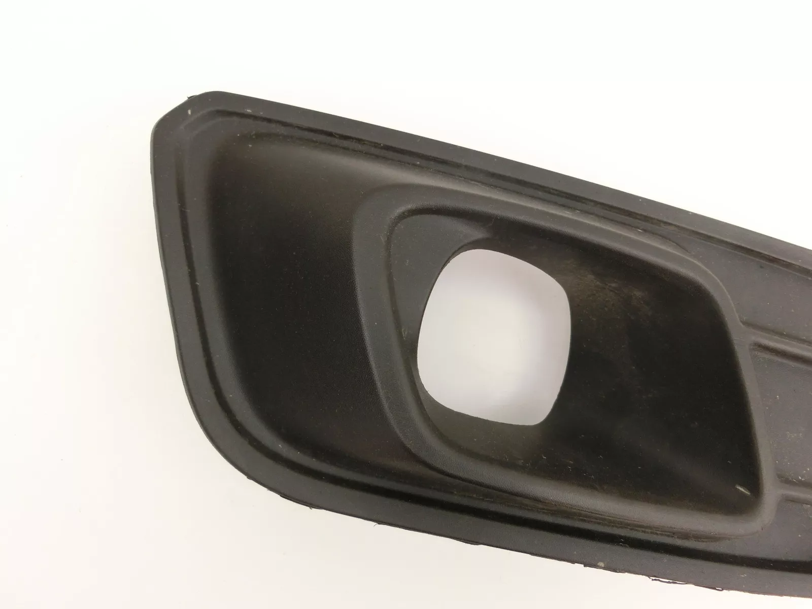 Used Renault Captur 2013-2018 Front Fog Light Cover Left| Melbourne and Sydney