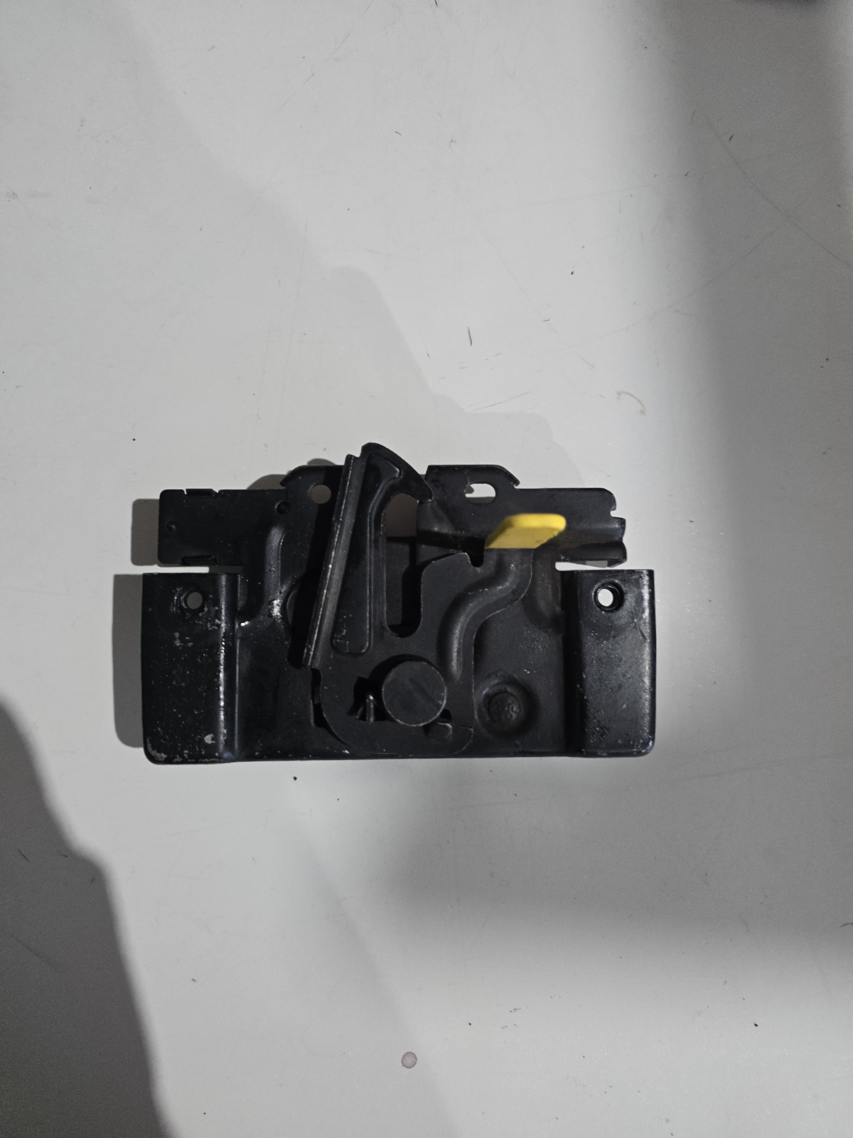 OEM NISSAN TIIDA 2006 HOOD/BONNET LATCH LOCK ASSEMBLY| Melbourne and Sydney