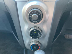 Toyota Yaris 2005-2011 Hatch HEATER/AC CONTROLS NCP90| Melbourne and Sydney