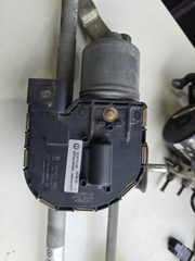 OEM VW GOLF MK VI 2008-2013 Windshield Wiper Linkage| Melbourne and Sydney