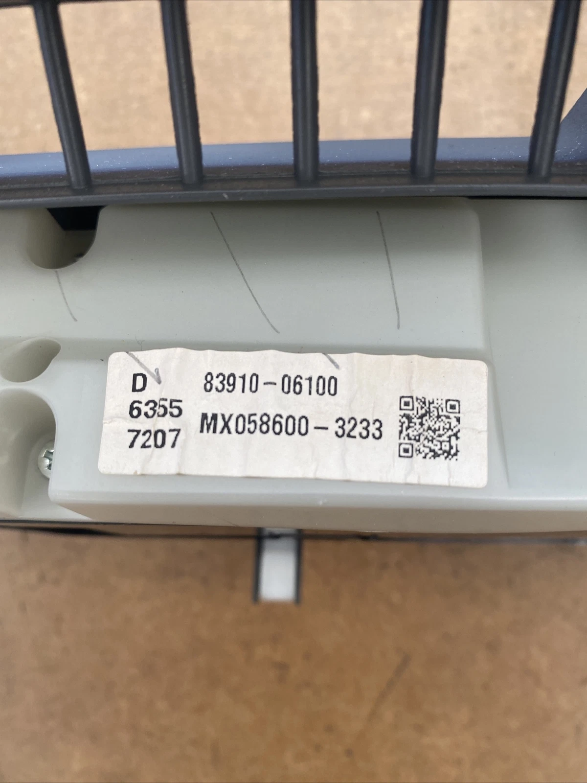 TOYOTA CAMRY 2006-11 OEM Dash Clock Info Display Panel Gray 8391006100| Melbourne and Sydney