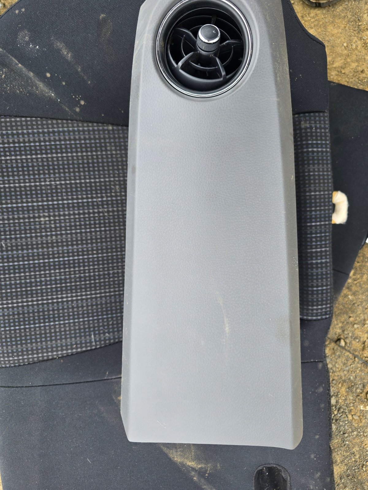 OEM TOYOTA YARIS HATCHBACK 2012-2014 AC VENT DASHBOARD TRIM| Melbourne and Sydney