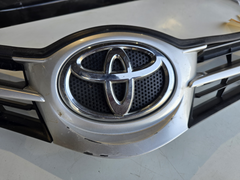 FRONT TOP GRILL FITS TOYOTA COROLLA 2012 53114-12200| Melbourne and Sydney