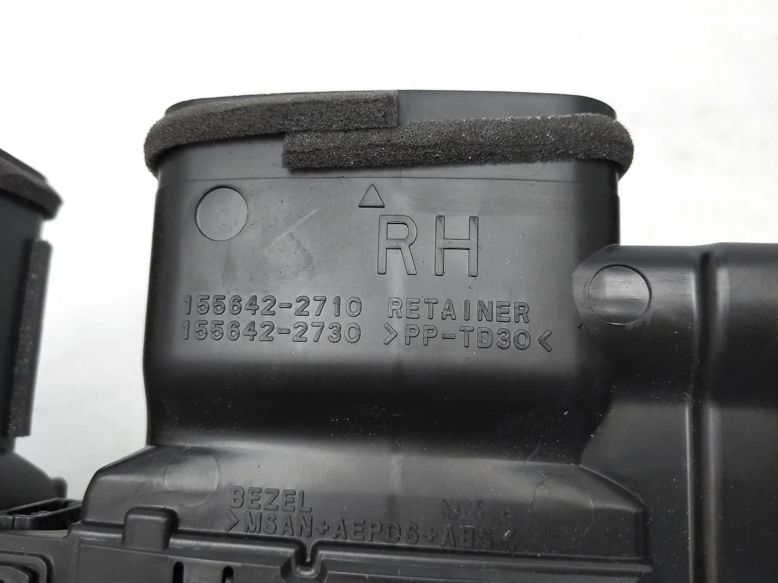 2019-2023 Toyota Corolla Front Center Dash Air Ventilation Outlet 55670-12720| Melbourne and Sydney