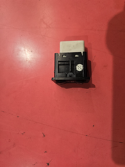 Toyota Echo NCP10 Hatchback OEM Lock Unlock Switch| Melbourne and Sydney