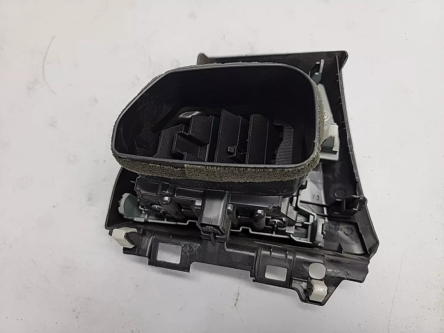 OEM Dash Air Vent Register Driver 55650-02250 Toyota Corolla 2014-2016| Melbourne and Sydney