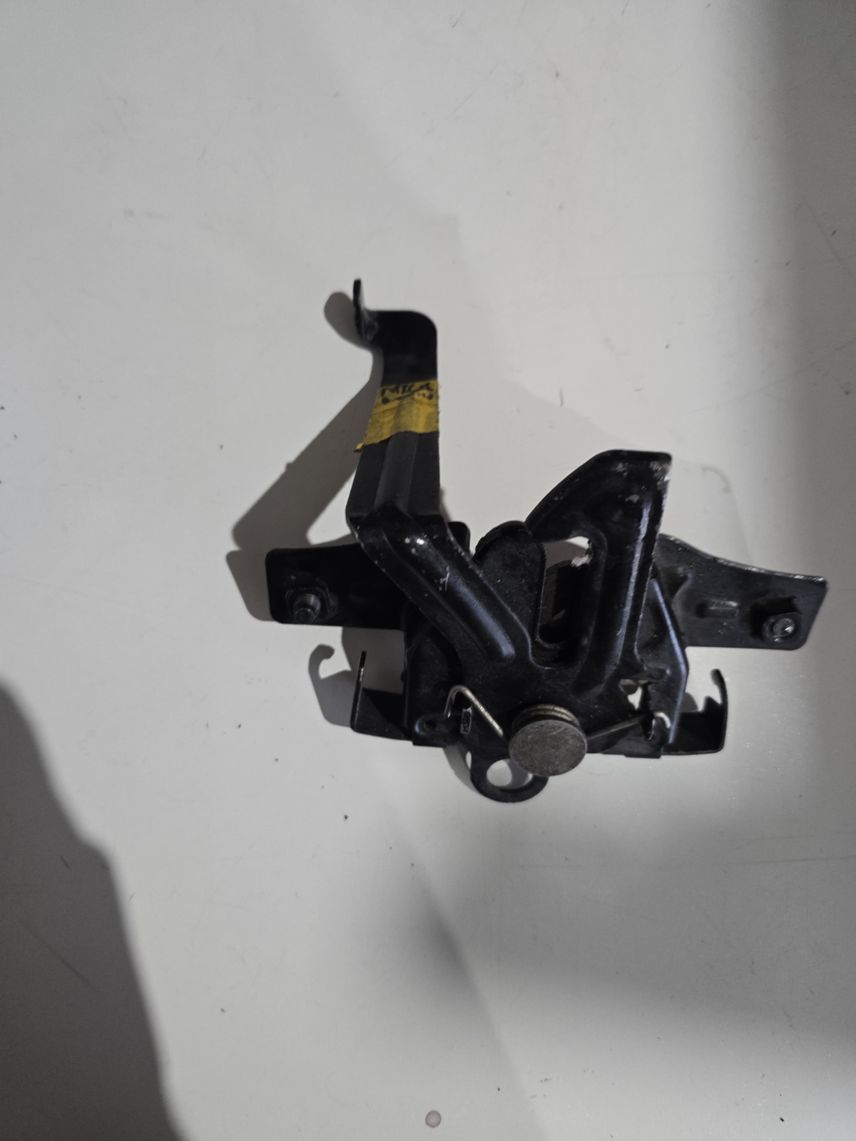 OEM NISSAN MICRA 2010 HOOD/BONNET LATCH LOCK ASSEMBLY| Melbourne and Sydney