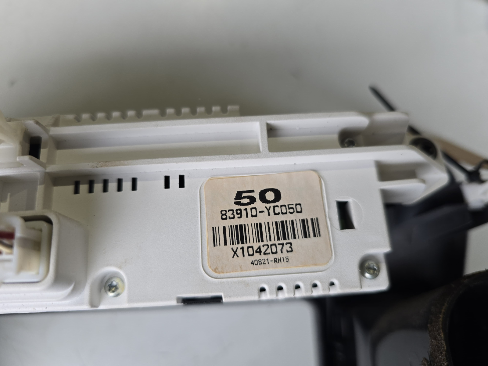 2002 06 TOYOTA CAMRY RADIO AC AIR VENTS CENTER DASH TRIM GRAY OEM| Melbourne and Sydney