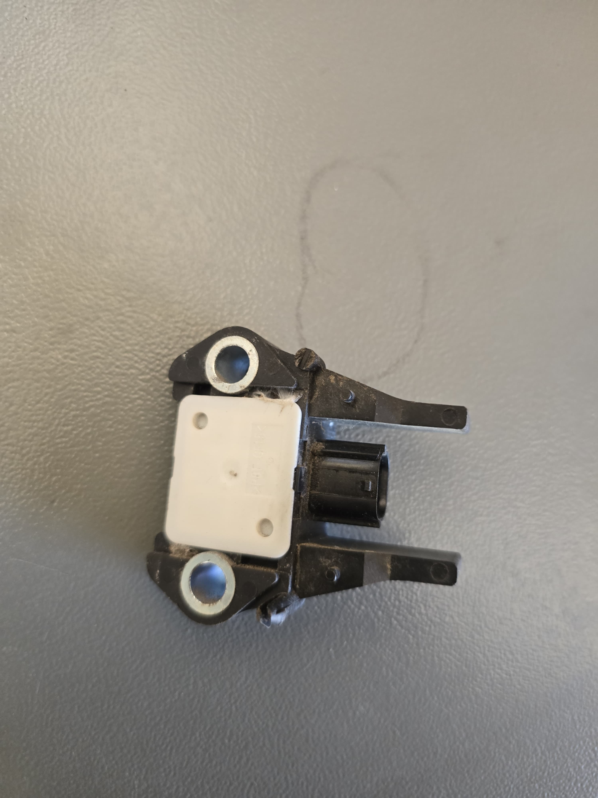 Geniune Lexus IS250 2007 Front Sensor 8917304010| Melbourne and Sydney