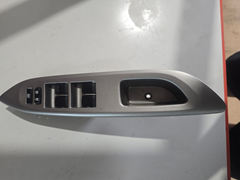 OEM TOYOTA YARIS 4D SEDAN SILVER WINDOW SWITCH BEZEL TRIM| Melbourne and Sydney