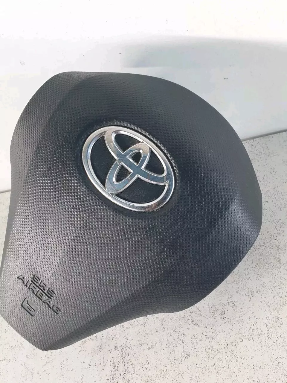 TOYOTA YARIS HATCHBACK NCP9 AIRBAG FOR STEERING WHEEL OEM| Melbourne and Sydney