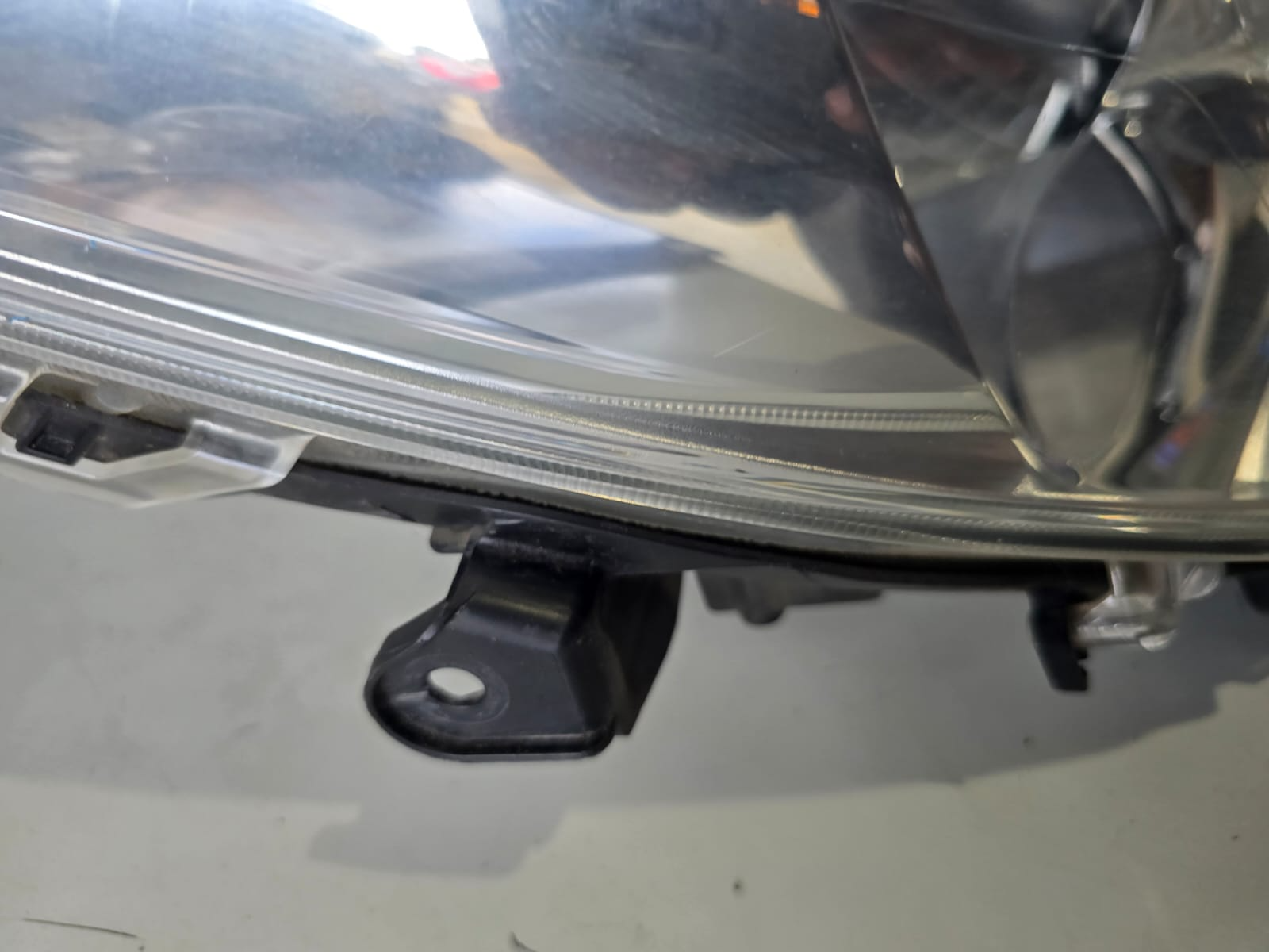 Used Toyota Yaris Hatchback 2019 Head Light Lamp Right Hand Side| Melbourne and Sydney