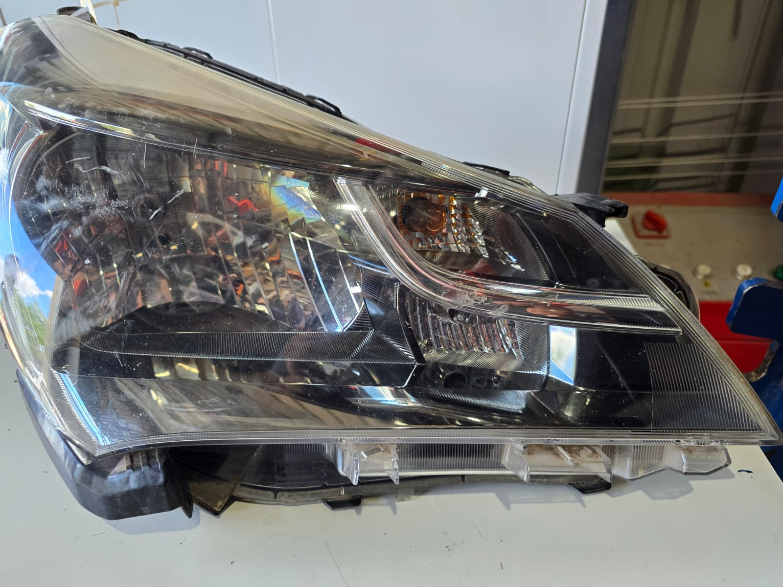 Used Toyota Yaris Hatchback 2015-2017 Head Light Lamp Right Hand Side| Melbourne and Sydney