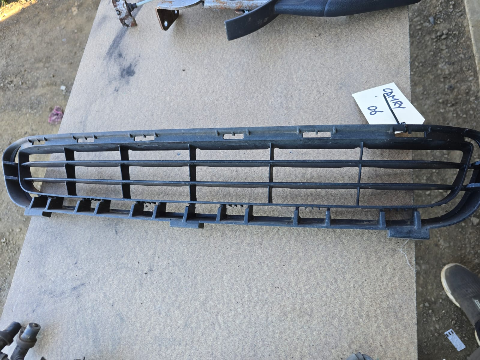 Toyota Camry 2006-2011 OEM Bottom Grille| Melbourne and Sydney