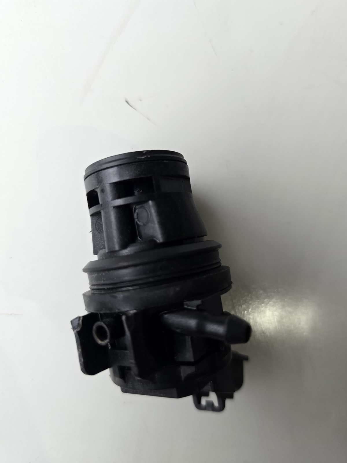 Genuine Denso Toyota Windscreen Washer Bottle Motor 853310-60190| Melbourne and Sydney