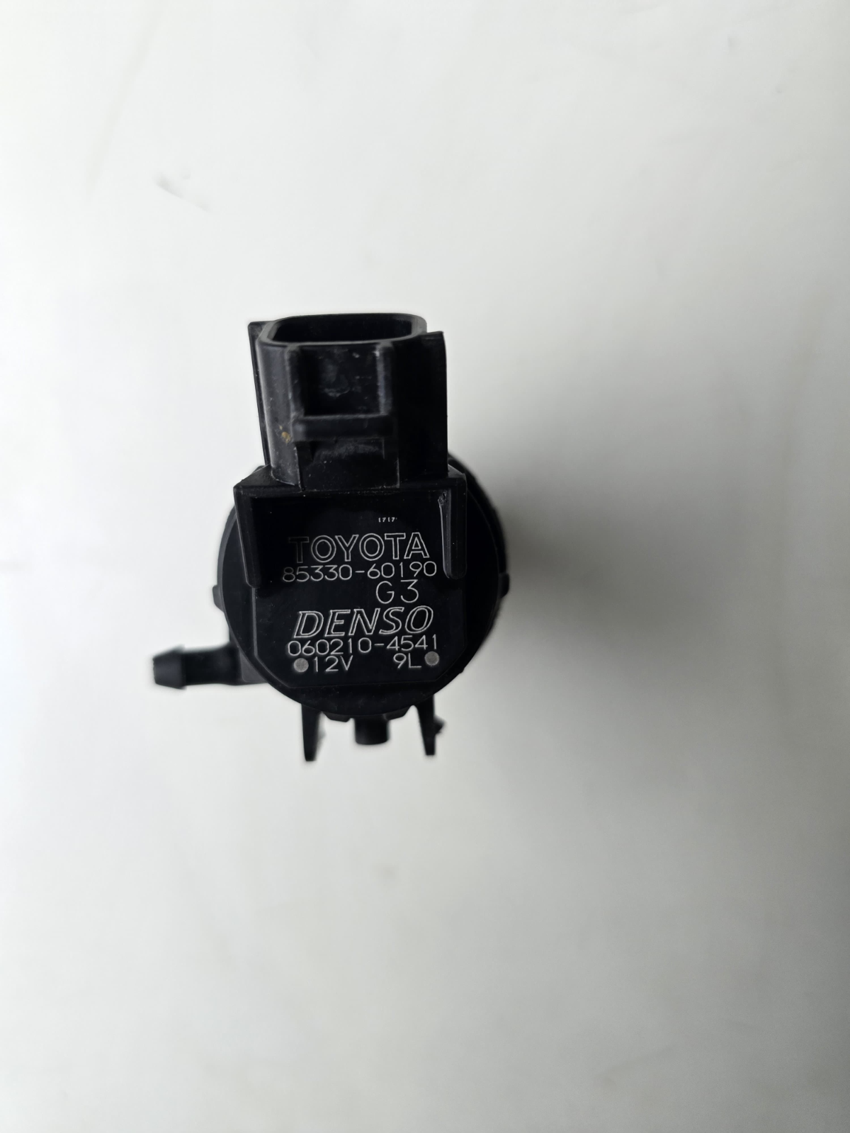 Genuine Denso Toyota Windscreen Washer Bottle Motor 853310-60190| Melbourne and Sydney