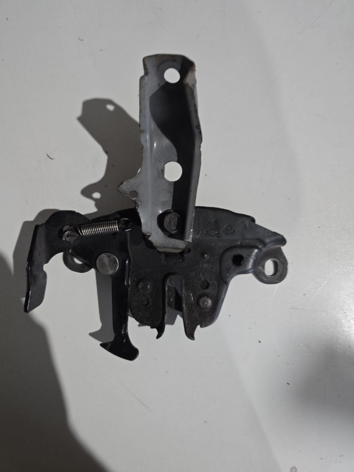 OEM NISSAN MICRA 2010 HOOD/BONNET LATCH LOCK ASSEMBLY| Melbourne and Sydney