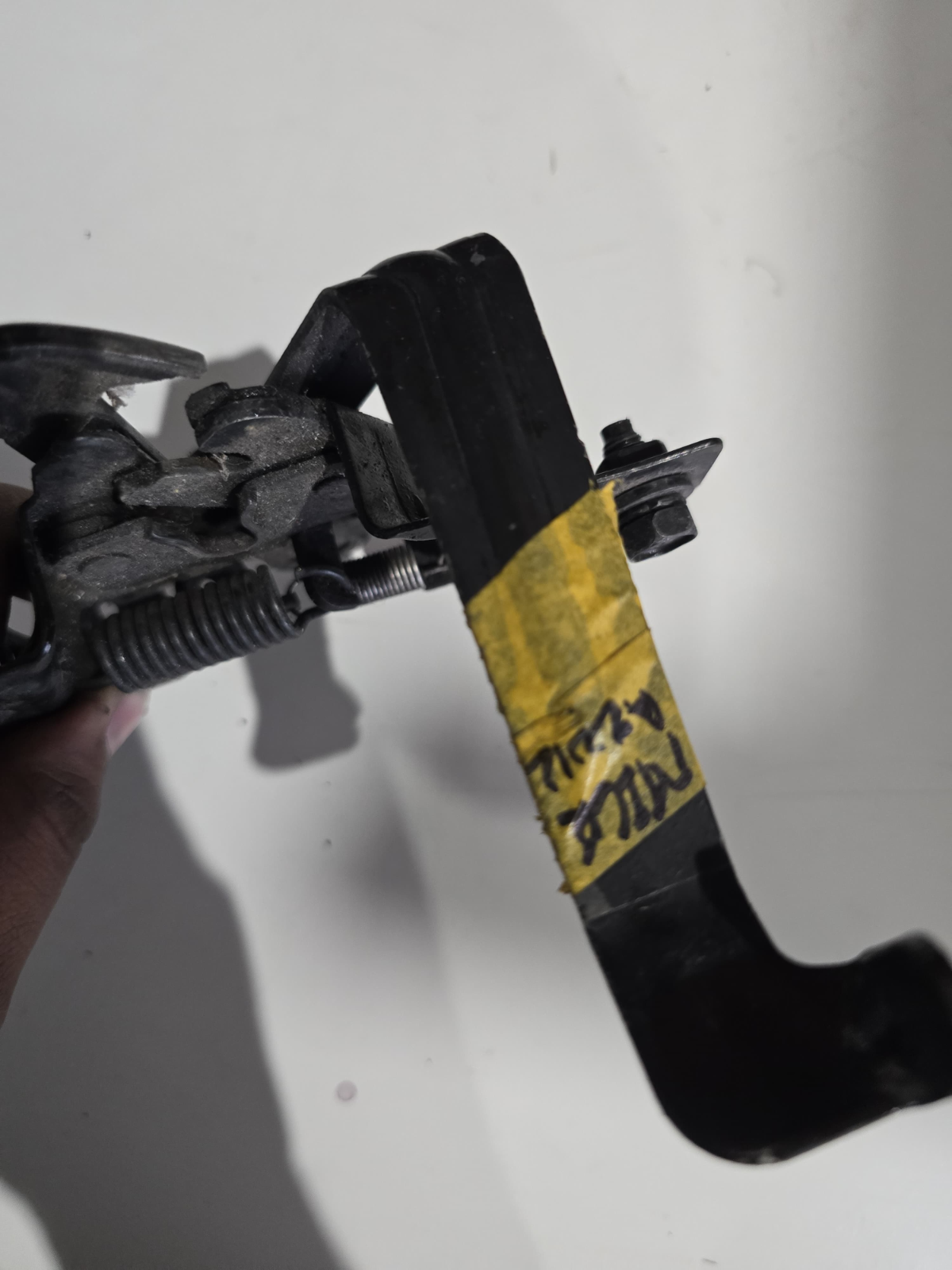 OEM NISSAN MICRA 2010 HOOD/BONNET LATCH LOCK ASSEMBLY| Melbourne and Sydney