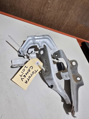 Toyota Camry 2017 Hood Hinges LH+RH| Melbourne and Sydney