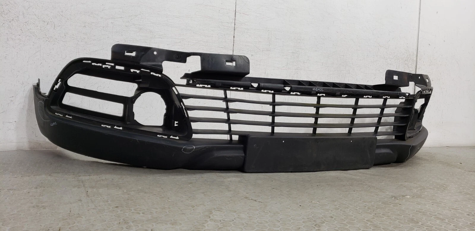 Used Renault Captur 2013-2016 Front Grille Lower Section 620842933R| Melbourne and Sydney